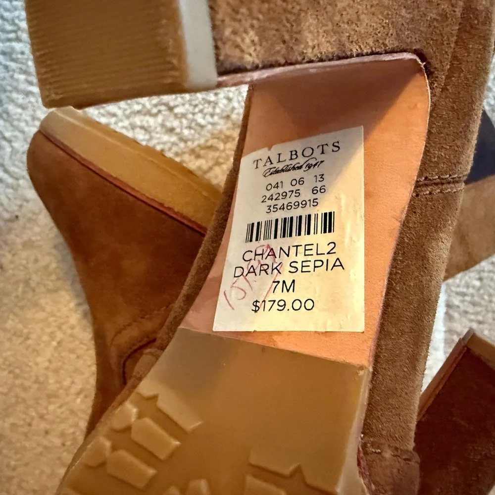 Talbots Womens Boots Ankle US 7 M Brown Suede Chelsea Pull On High Heels - Picture 3 of 9